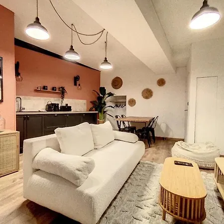 Le Terracotta Des Antiquaires, Avec Mezzanine Гренобль